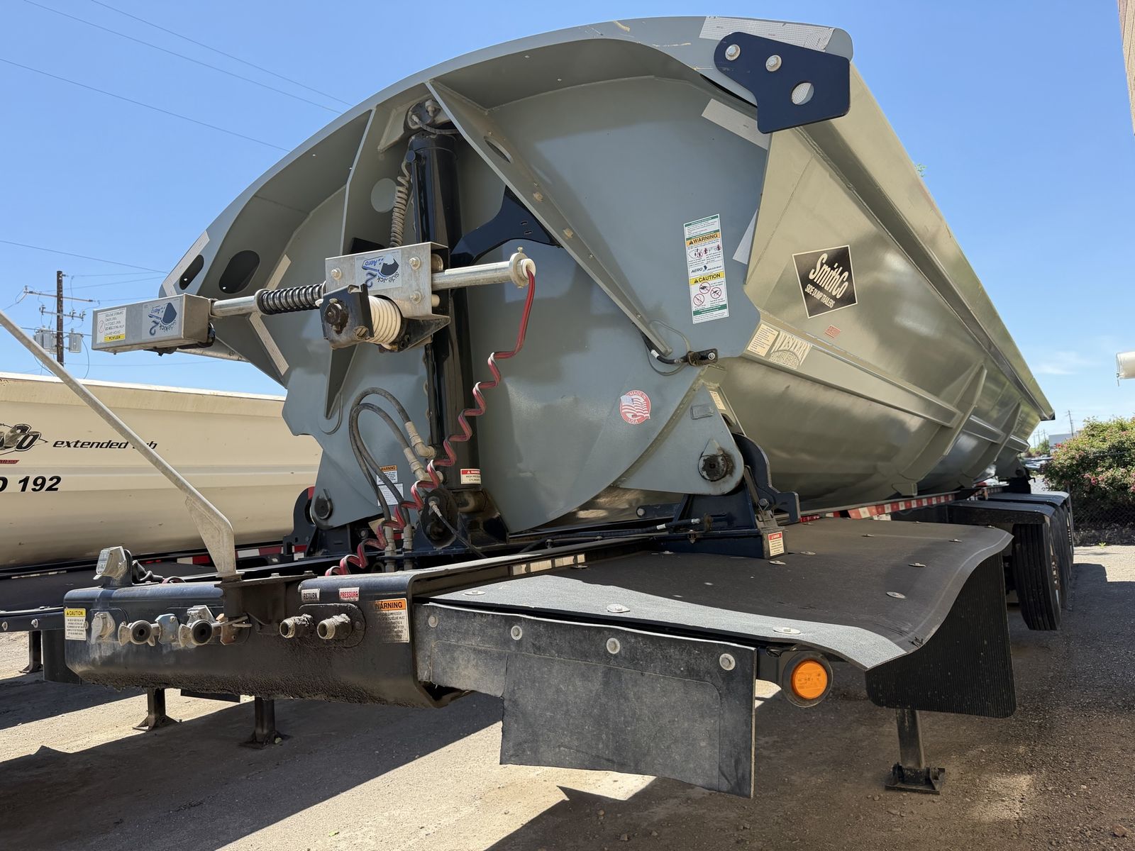 SmithCo “Super Side” Dump Trailer - 1 Season of Use - Kenworth Peterbilt Too