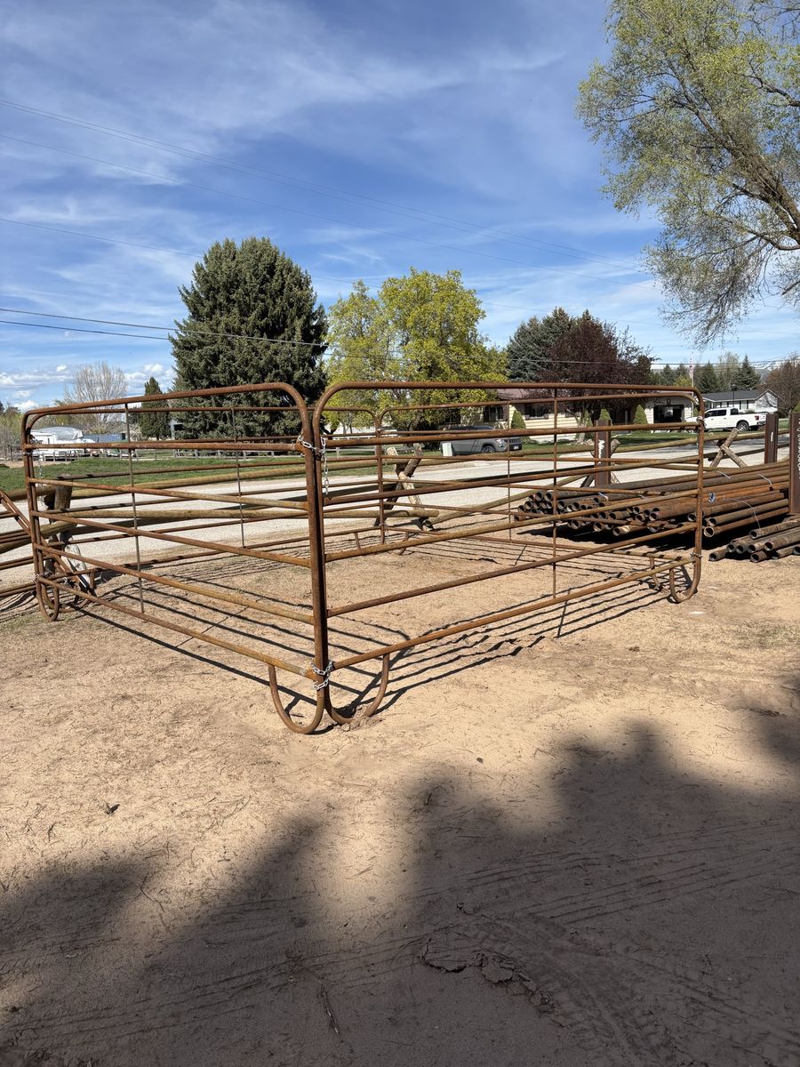 Free Standing Panels