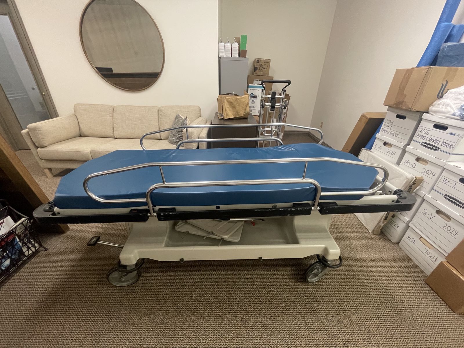 Stryker Medical Stretcher Gurney Emergency Patient Transport Exam Table Bed