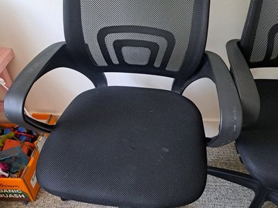 2 Black Mesh Back Adjustable Swivel Office Chairs