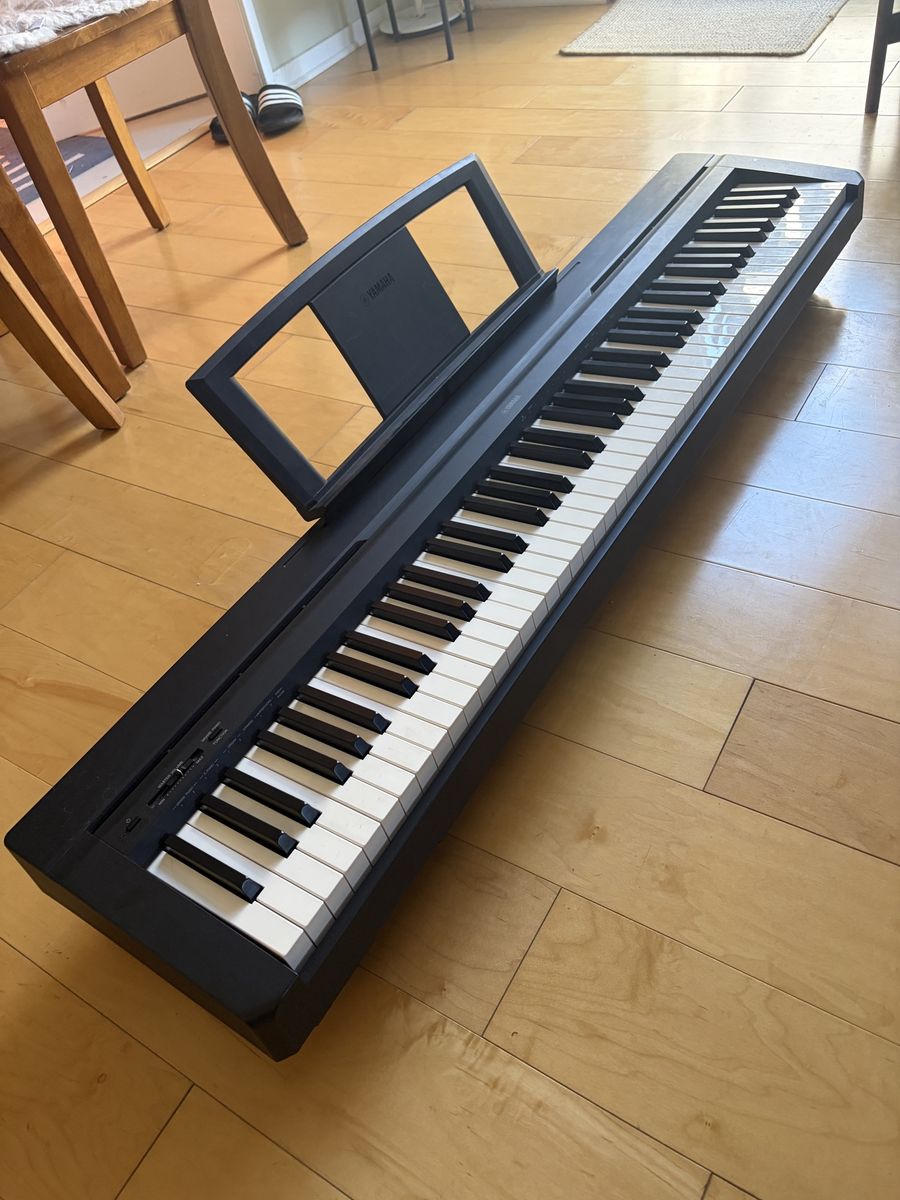 Yamaha p-35 digital piano, weighted keys