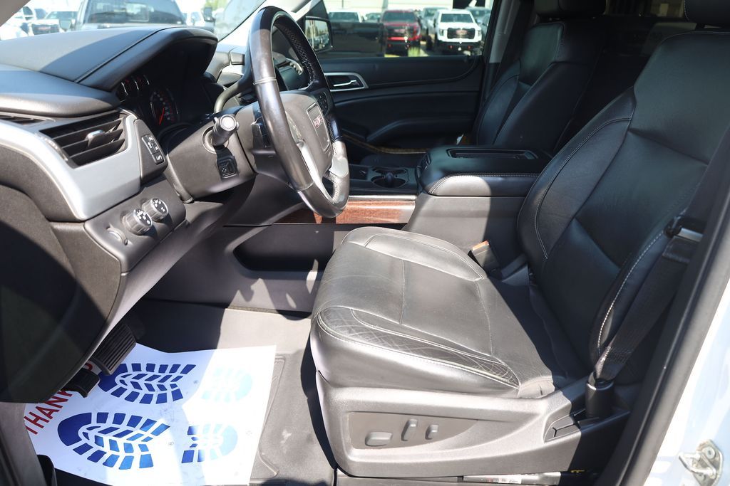 Main image 11