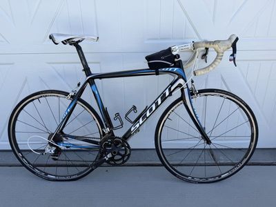SCOTT Carbon Fiber Road Bike