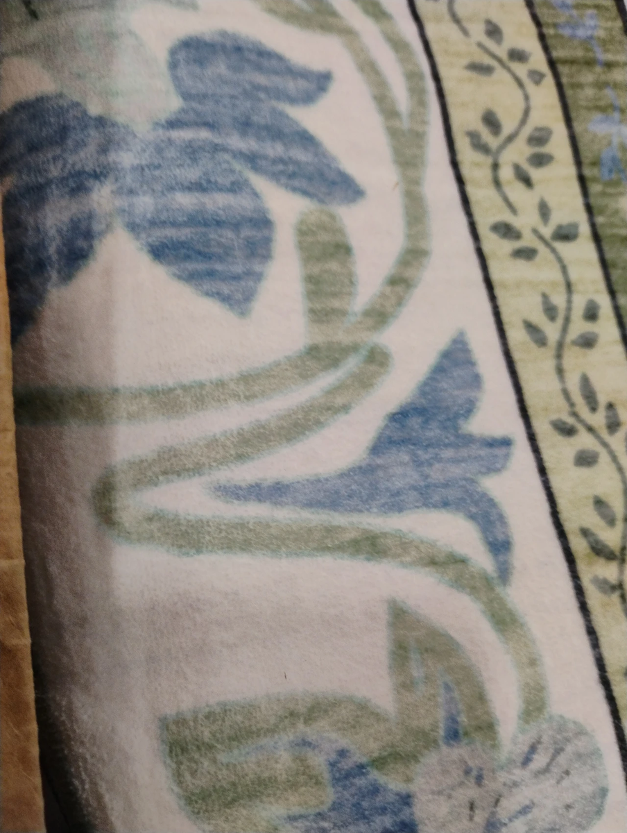 Main image 7