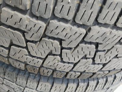 (4)275/65/R20 pirelli/At/scorpion
