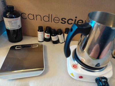CANDLE SCIENCE Paraffin Wax, Scents, Colorants, Scale, Hot Plate, tumblers, wicks, etc.