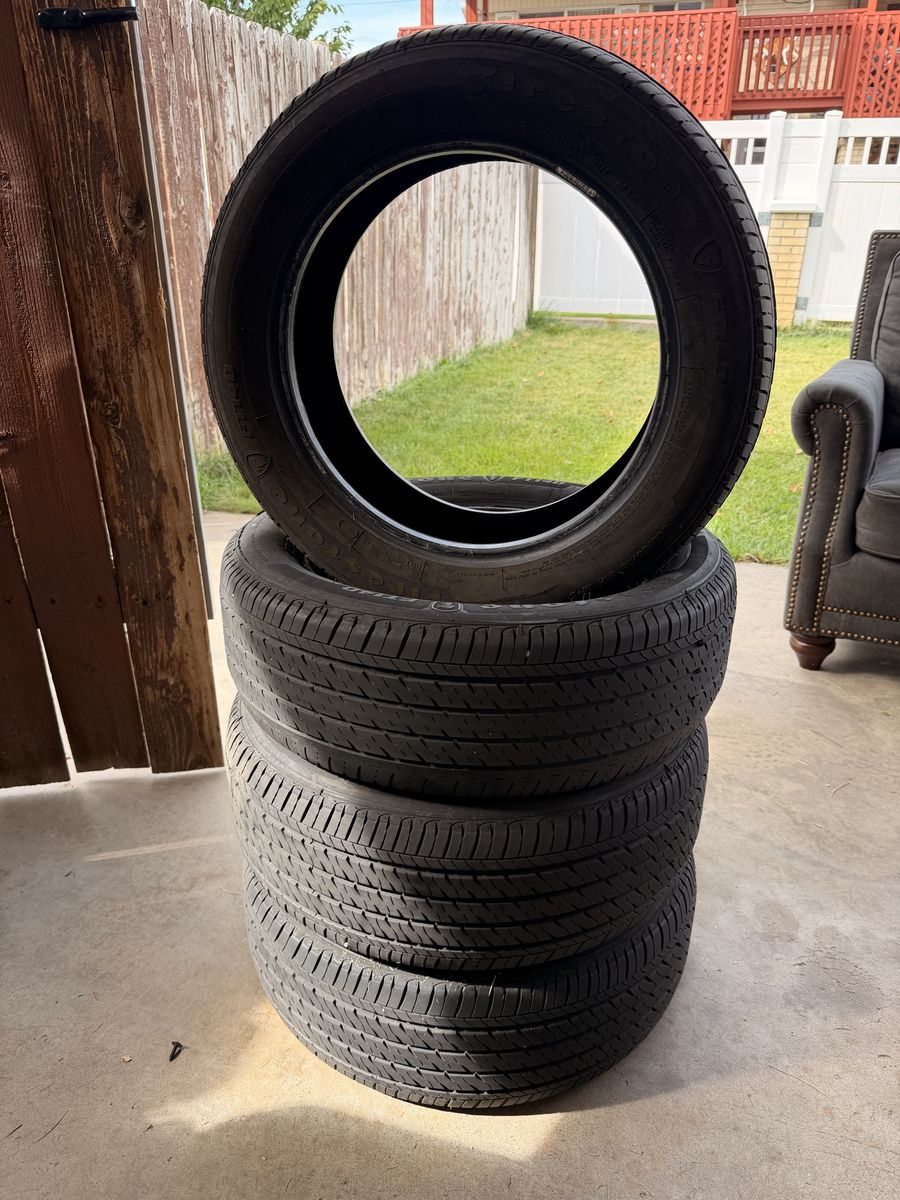 Set of 4 Tires 205/55R16