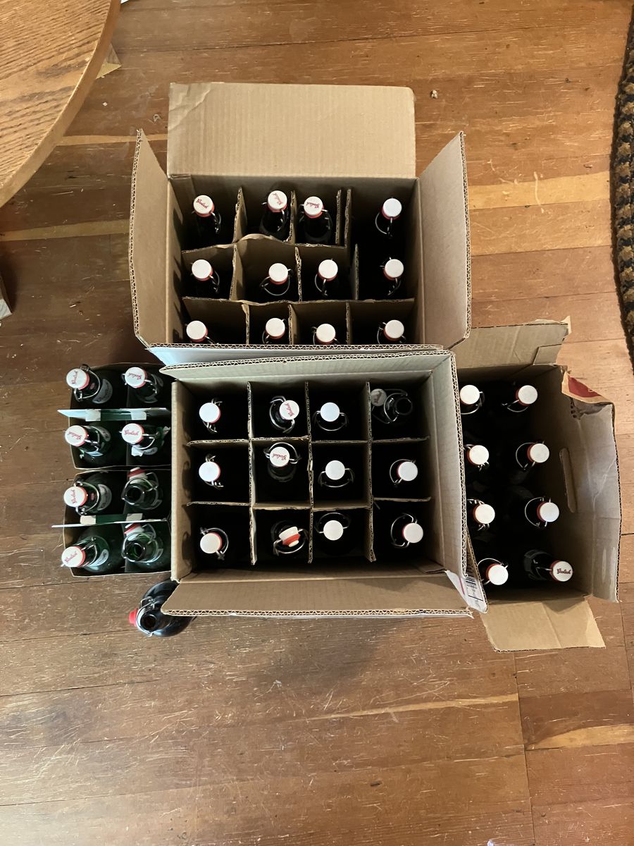 Flip top bottles for brewing