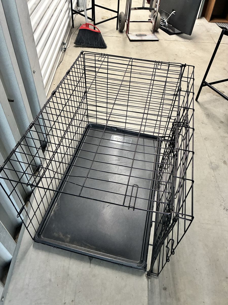 Large Dog crate /Kennel