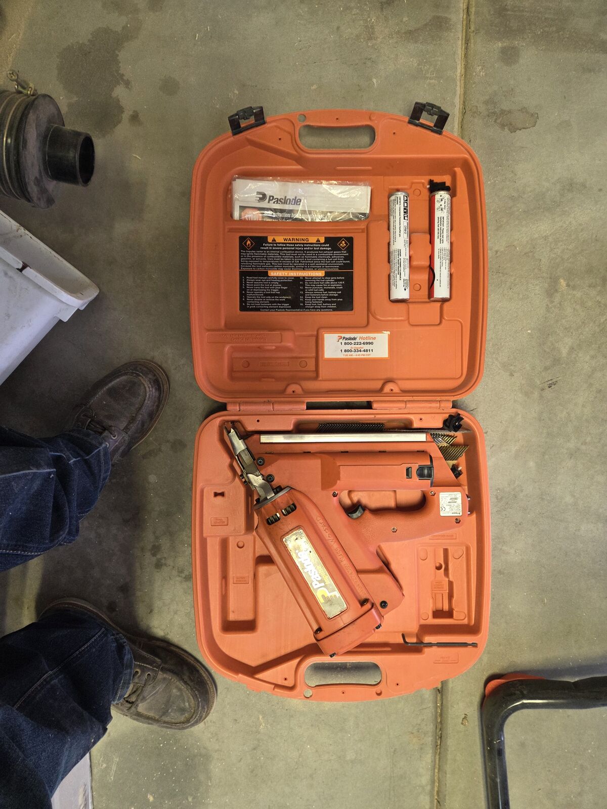 CO2 Powered Nail gun