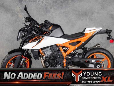 2026 KTM 990 Duke R