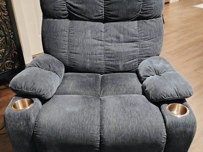 Nestingcloud Power Lift Recliner - Heat & Massage - Lay flat 180 Degrees