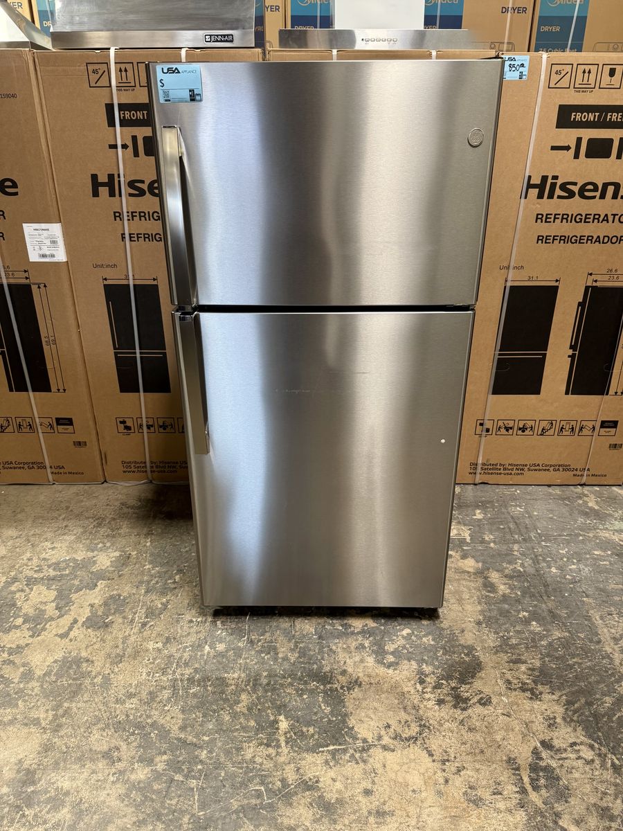 GE STAINLESS STEEL TOP FREEZER REFRIGERATOR WITH WARRANTY