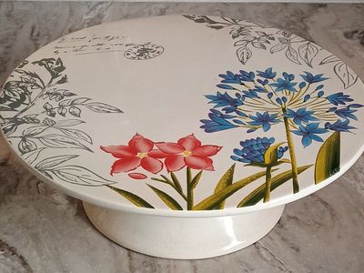 Floral Cake Stand