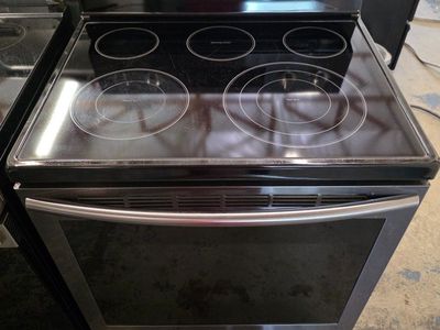Samsung black stainless electric stove (read description)
