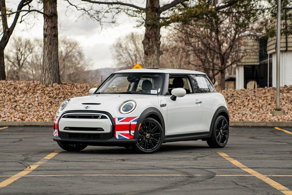2024 Mini Hardtop 2 Door Cooper SE