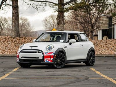 2024 Mini Hardtop 2 Door Cooper SE