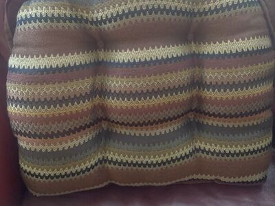 4 Chair Pads With Ties