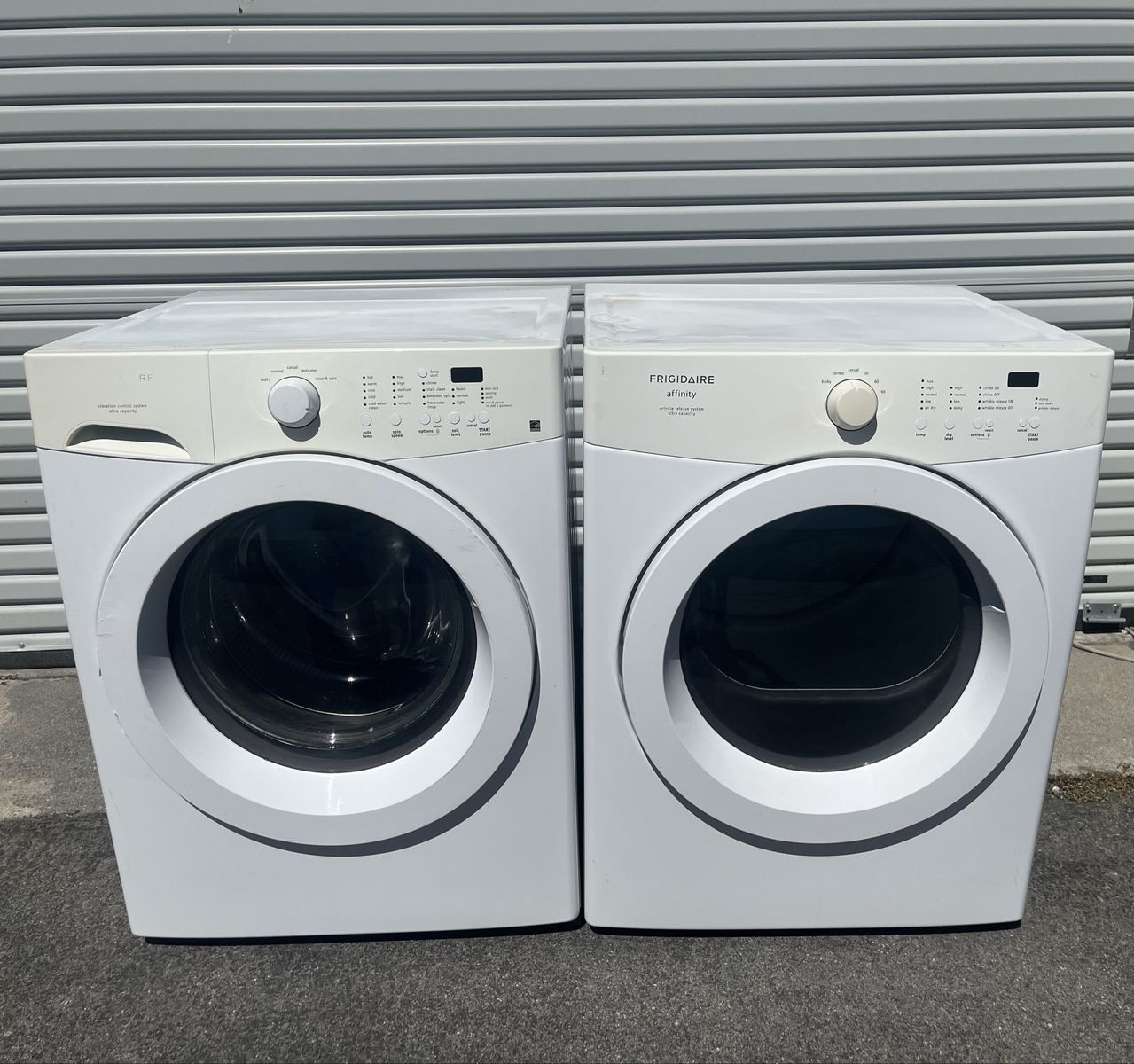 Stackable Frigidaire Electric Set-Free Local Delivery.