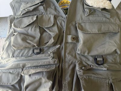 Cabela's Olive Green Fishing Vest - Multi-Pocket, Durable Outdoor Gear