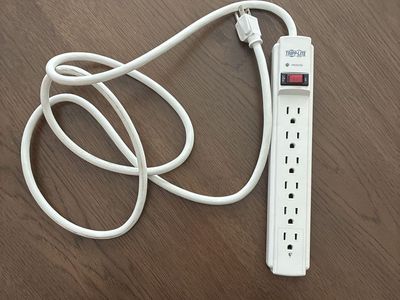 TRIPP-LITE Surge Protector Power Strip - 6 Outlets, 6ft Cord, White