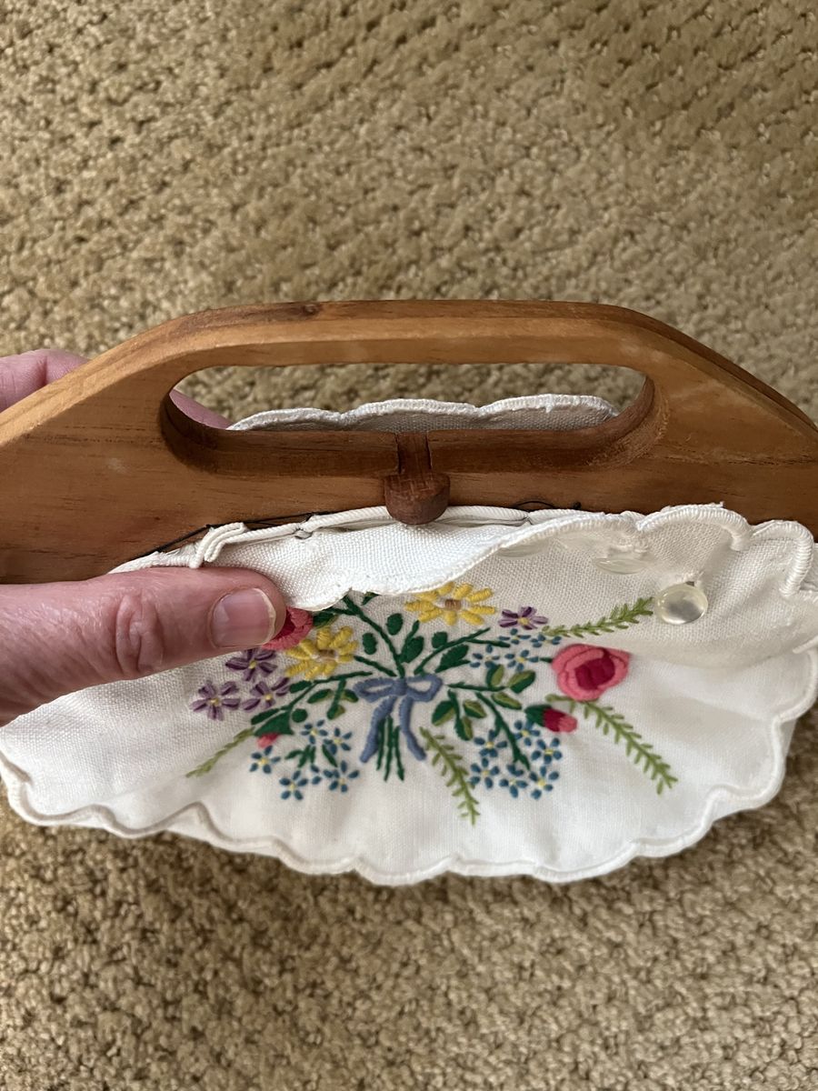 Main image 3