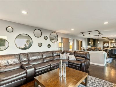 Large sectional with 3 recliners