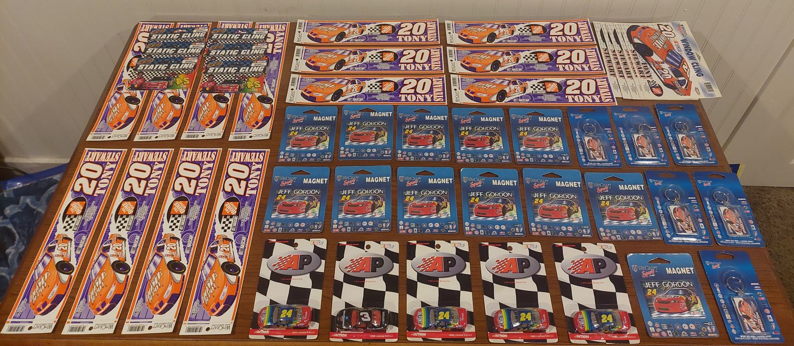HUGE VINTAGE NASCAR COLLECTIBLES LOT – JEFF GORDON, TONY STEWART & MORE