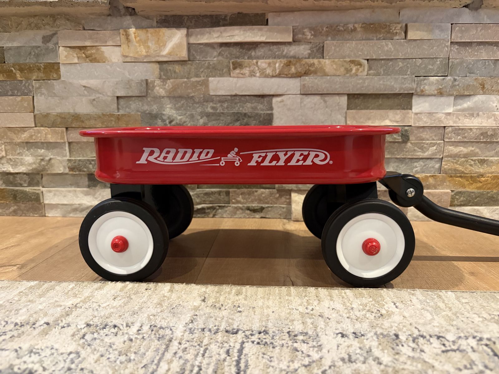 Radio Flyer, Little Red Toy Wagon (12.7" Long x 6.1" Tall), Miniature Wagon, Red