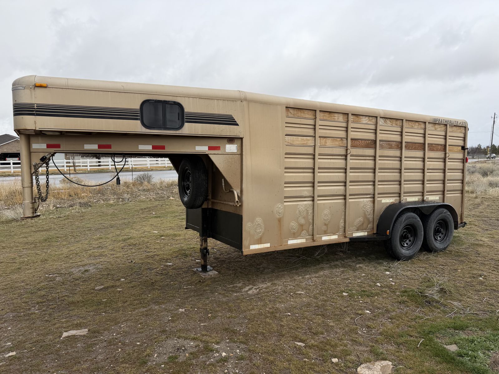 Featherlite 3H Gooseneck