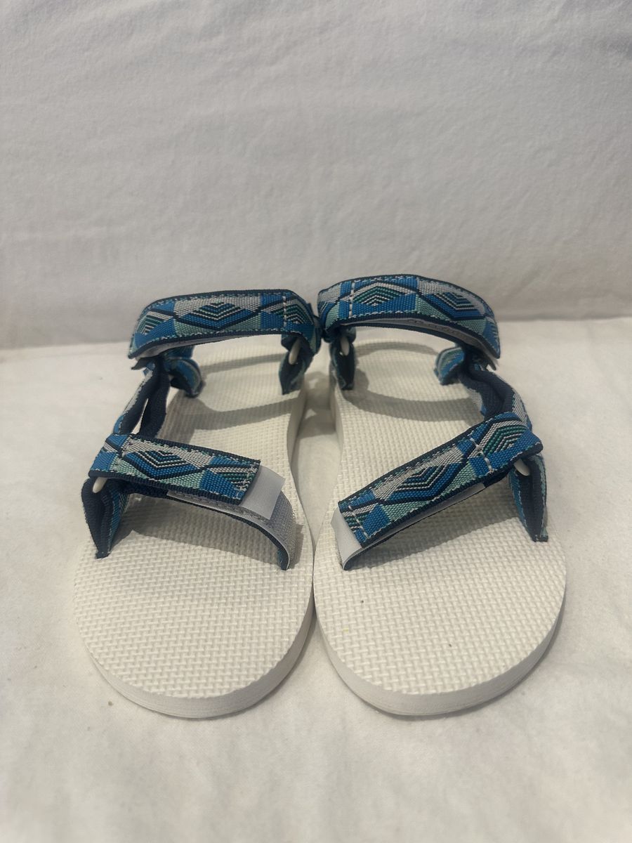 Teva Women’s Size 8, Like New Blue Sandals