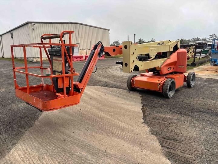 2017 JLG E450AJ Boom Lift