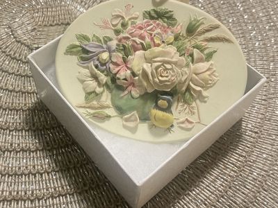 Hallmark Keepsake Marjolein Bastin Christmas Ornament "Garden Bouquet Nature's Sketchbook" (1997)