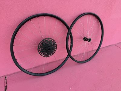 Cannondale Hollowgram Carbon 29er boost wheels with Hydra hubs and Eagle Cassette