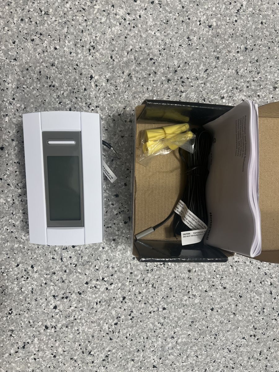 Thermostat in floor heat
