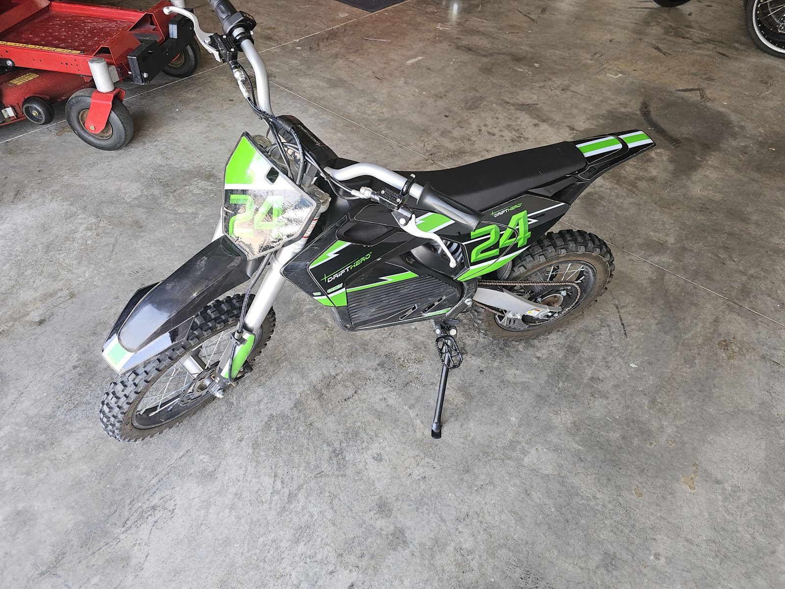 Drift Hero 1600w electric dirt bike