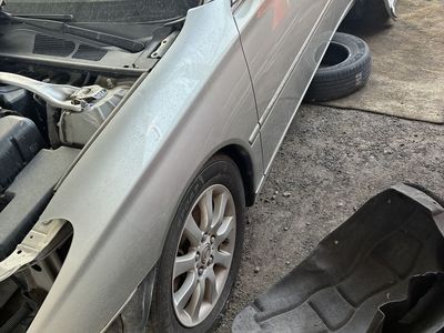 03 Lexus ES330 parts make offers!!!