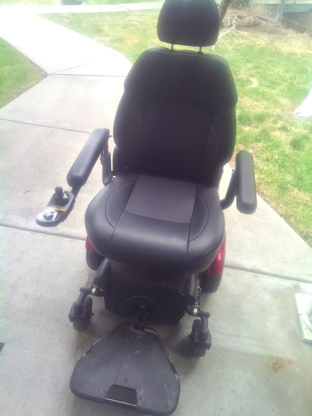 Merit Vision Super Electric Heavy duty Medical Power chair