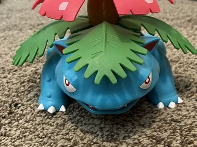 Venusaur Pokemon Figure