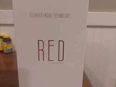 Elevare RED LED Light Therapy Device – Like New 400 OBO
