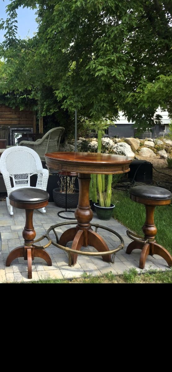 Bistro set