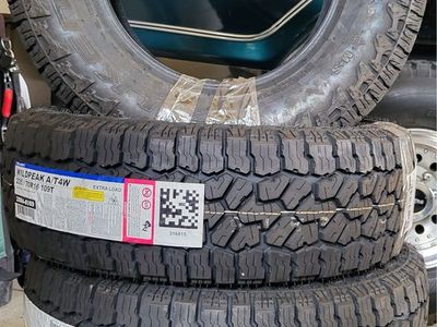 Falken Wildpeak A/T4W Tires