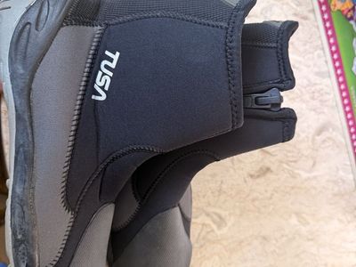 TUSA DB-4000 Neoprene Dive Boots Size 9