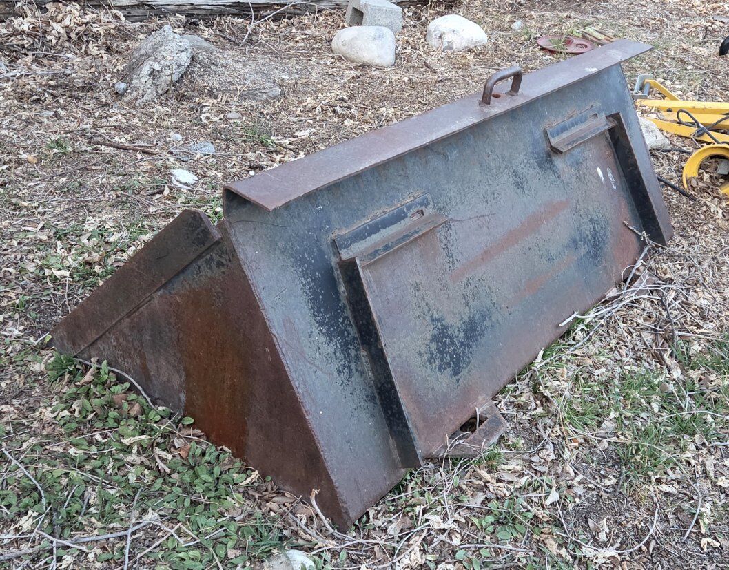 Skid steer Loader Bucket