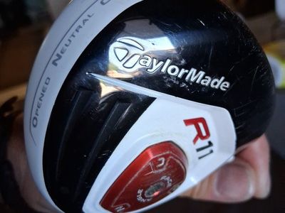 TaylorMade R11 Blur Fujikura Golf Woodie Nice