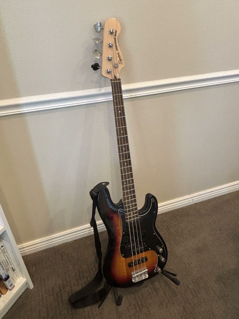 2022 Squier Precision PJ Bass & Fender Rumble 15 Amp Package - Mint Condition!