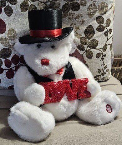 Dan Dee Valentine's Bear "LOVE"