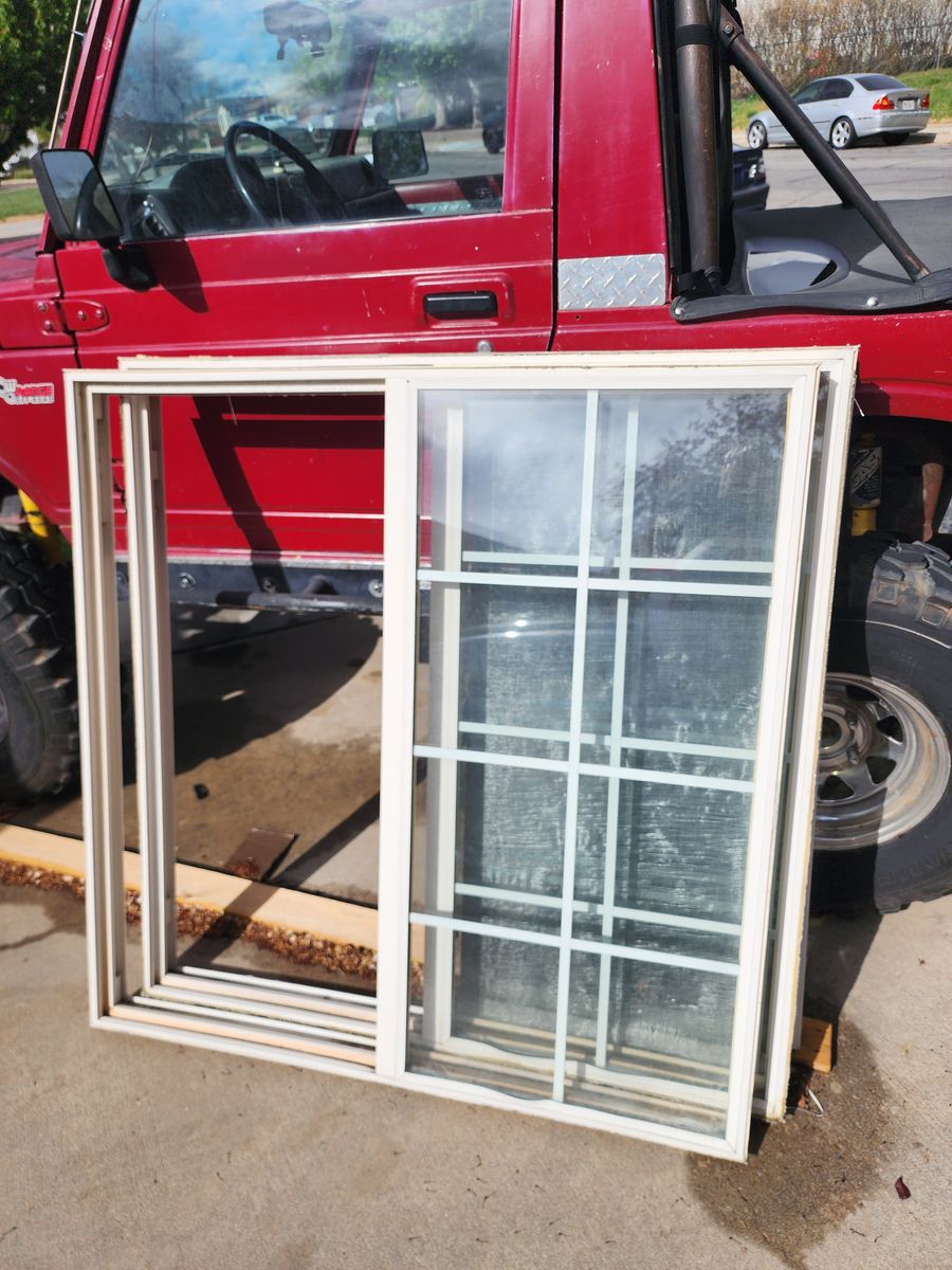 decent ussed windows.