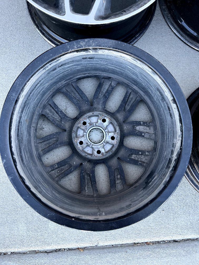 Main image 5