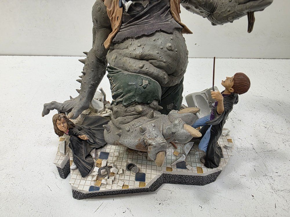 Main image 3